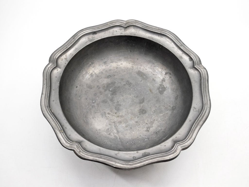 ヨーロピアンビンテージ European Vintage ピューター ボウル Pewter Bowl 花リム 天使の刻印 プレート トレイ 花器 アンティーク ブロカント ●