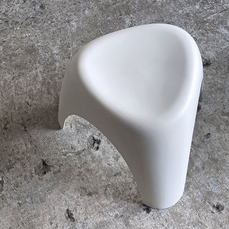 ヴィトラ Vitra エレファントスツール Elephant Stool ポリプロピレン製 ホワイト 柳宗理 ミッドセンチュリー MoMA 永久収蔵品 ■