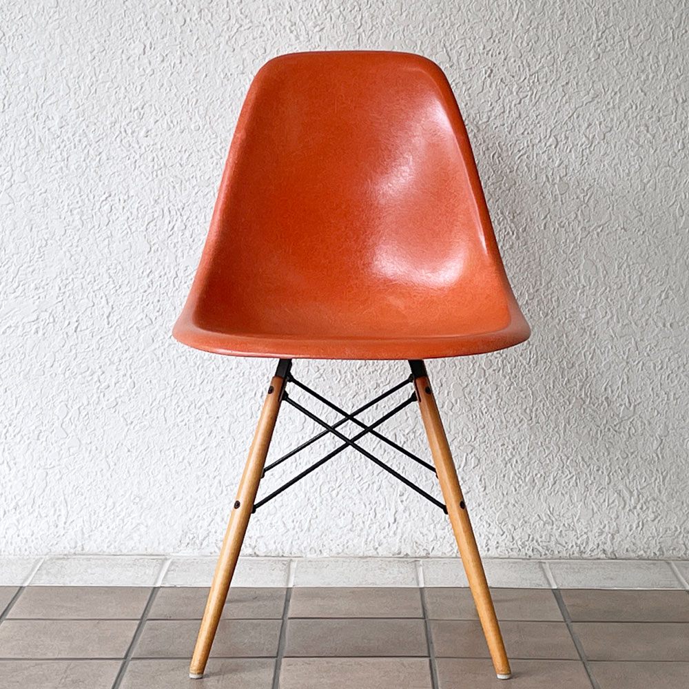 ハーマンミラー Herman Miller サイドシェルチェア セカンド 2nd FRP オレンジ ダウェルベース イームズ ビンテージ ミッドセンチュリー ◇