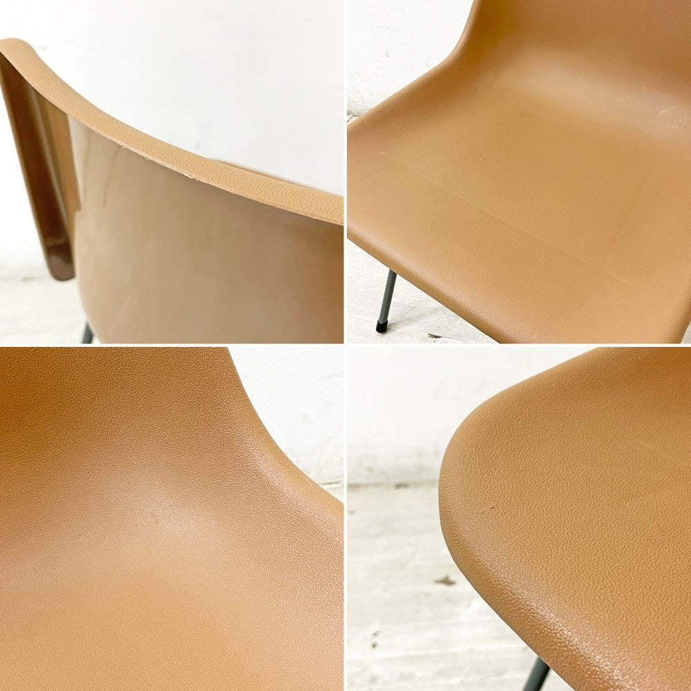 ヒリー HILLE ポリサイドチェア POLYSIDE CHAIR ロビン・デイ ROBIN DAY ダークグレイフレーム × ベージュ PEAT イギリス ●