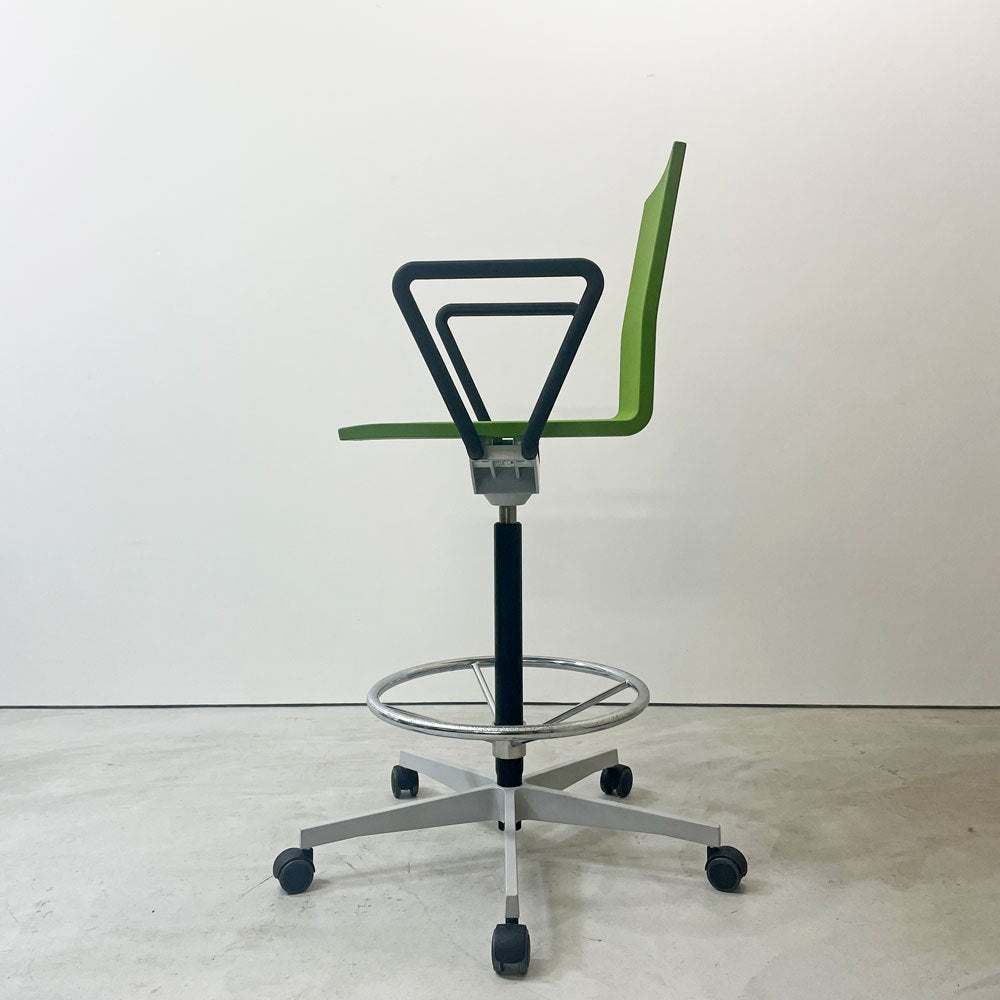 ヴィトラ Vitra ゼロフォー カウンター 04 Counter オフィスチェア ハイチェア カウンターチェア グリーン アーム カーペット用キャスター マールテン・ヴァン・セーヴェレン 廃番カラー ●