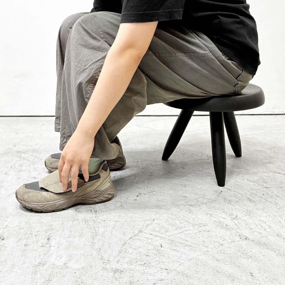 カッシーナ Cassina 524 ベルジェ スツール TABOURET BERGER オーク材 ブラック シャルロット・ペリアン 未使用 箱付き 美品 ●