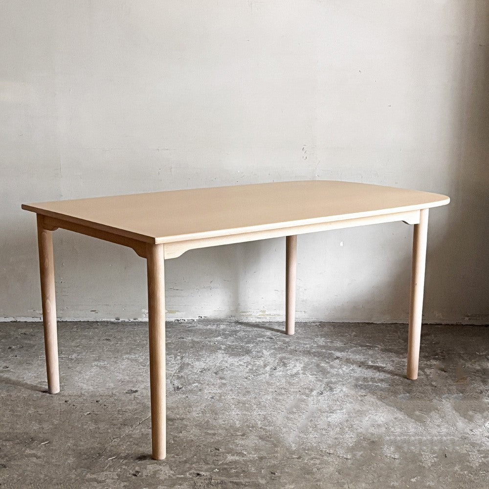 アクタス ACTUS × マルニ木工 MARUNI × 深澤直人 アオヤマ AOYAMA ダイニングテーブル ビーチ材 半楕円型 W150cm ナチュラル オーダー品 ■