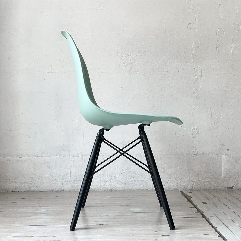 ハーマンミラー HermanMiller サイドシェルチェア アクアスカイ×エボニー ドゥエルレッグ  ポリプロピレン製 イームズ ミッドセンチュリー ★