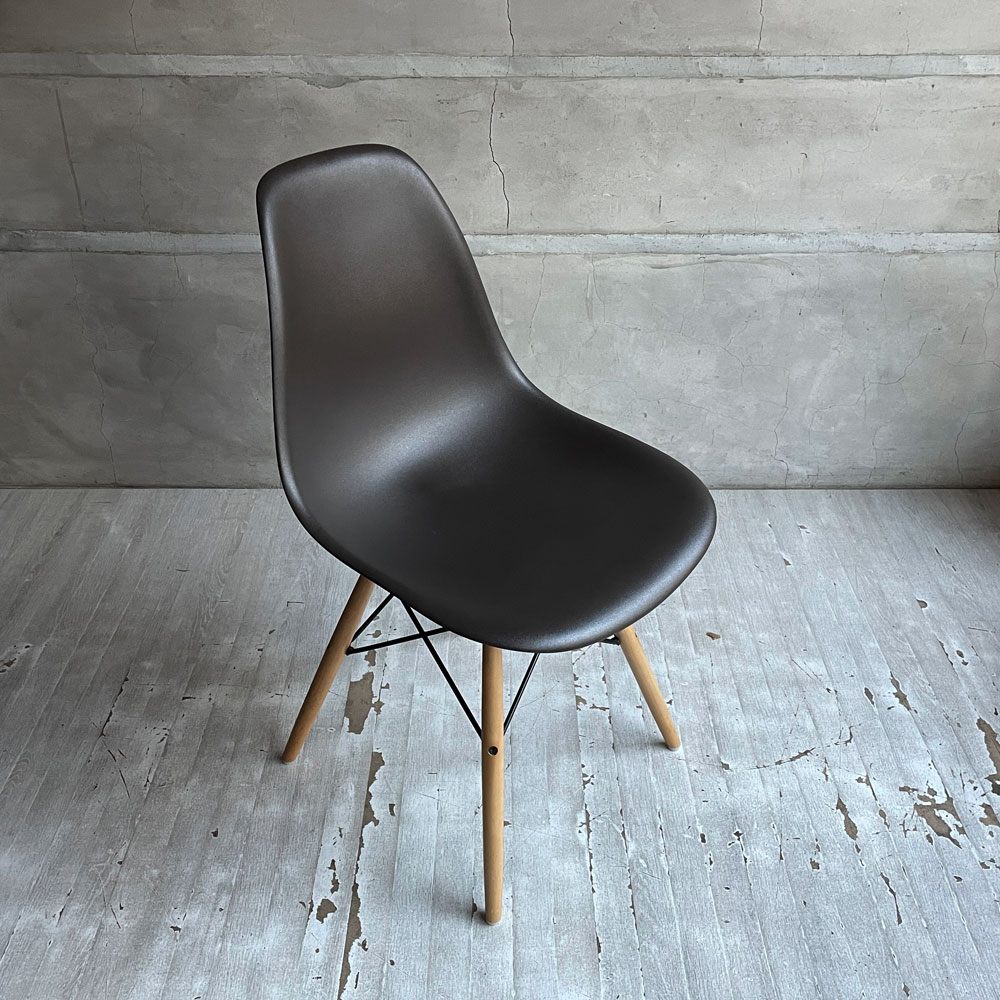 ハーマンミラー HermanMiller サイドシェルチェア ドゥエルレッグ DSW ジャバ JAVA ダークブラウン ポリプロピレン製 イームズ ミッドセンチュリー ♪