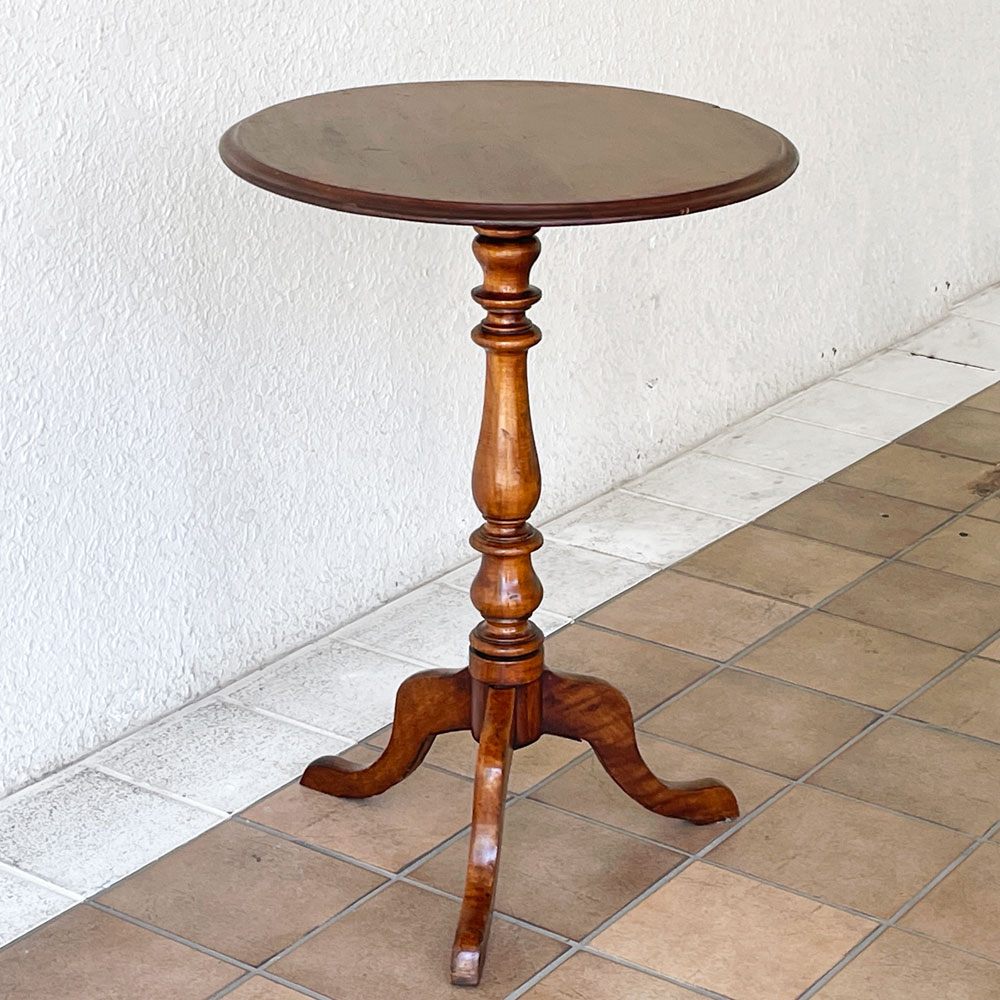 ロイズアンティークス Lloyd's Antiques UKビンテージ ソファサイドティーテーブル オーク材 Φ50cm 花台 ディスプレイテーブル 英国家具 ◇