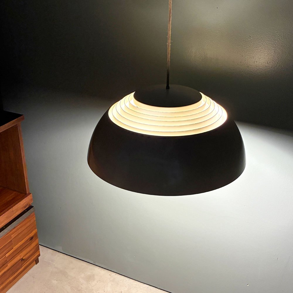 ルイスポールセン Louis Poulsen AJロイヤル AJ ROYAL 500 ホワイト アルネ・ヤコブセン Arne Jacobsen 4灯 ペンダントライト 名作 旧仕様 ◎