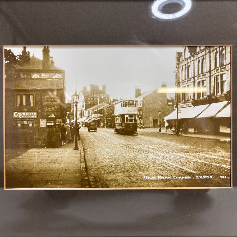 フォトグラフフレーム HYDE PARK CONNER LEEDS 101 レトロ セピア写真 UK 英国 イギリス 風景 町並み インテリア雑貨 額装品 ●