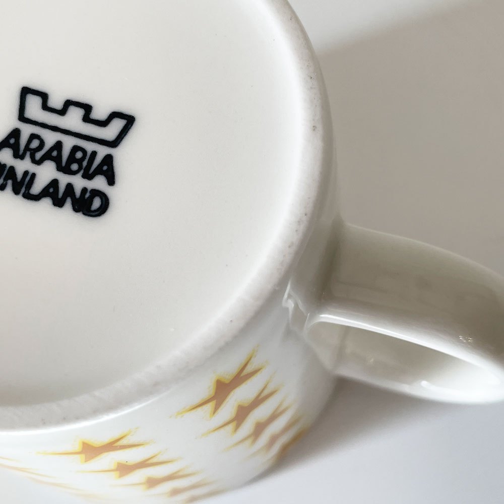 アラビア ARABIA スター STAR クリスマス マグ カップ ピエタリ・ポスティ 2004年限定 北欧雑貨 ◎