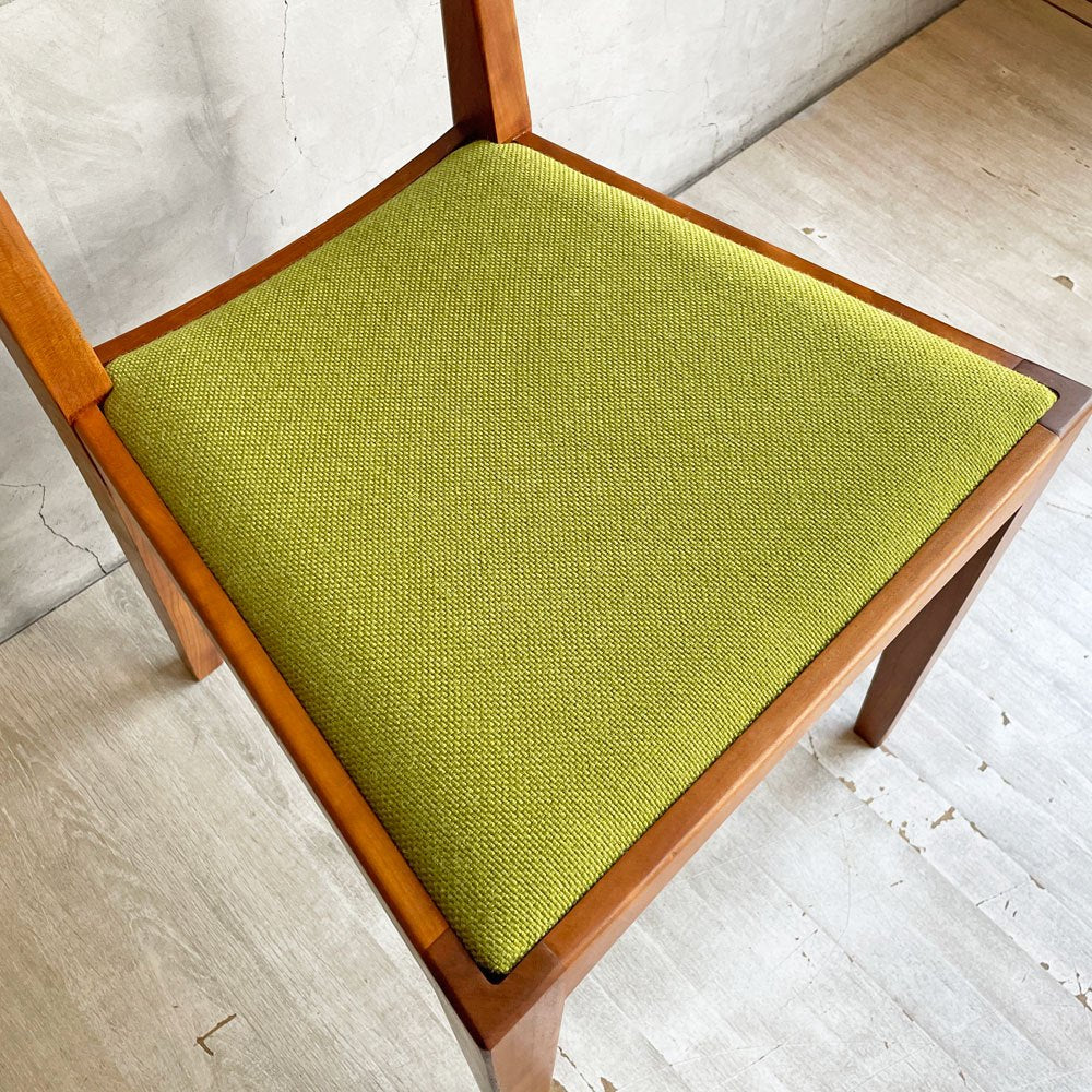 ウッドユウライクカンパニー WOOD YOU LIKE COMPANY アイチェア クッション AI CHAIR ハーフアームチェア チェリー無垢材 ファブリック ライトグリーン ファブリック 座面張替済 B ♪