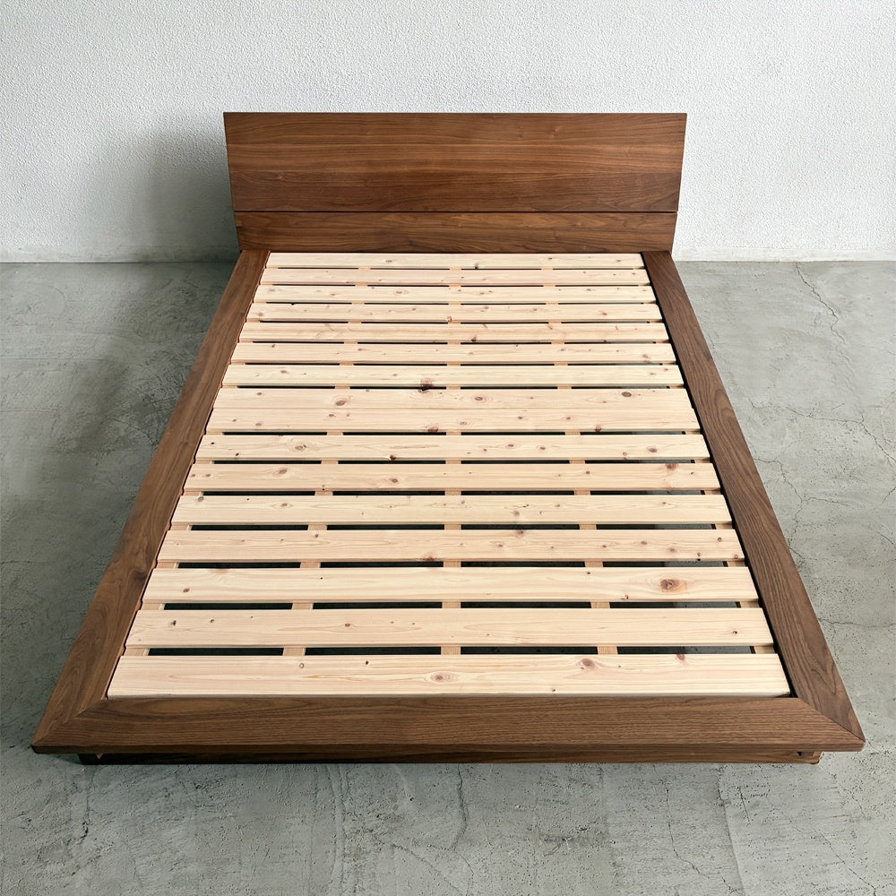 マスターウォール MASTERWAL モアレス ベッド MORELESS BED ベッドフレーム ロータイプ ステージベッド W1560×D2145×H64 ダブルサイズ MLBD-D-WN 無垢ウォールナット材 オイル仕上げ 床板すのこタイプ 受注生産品 伊藤浩平デザイン 定価33万円の品 〓