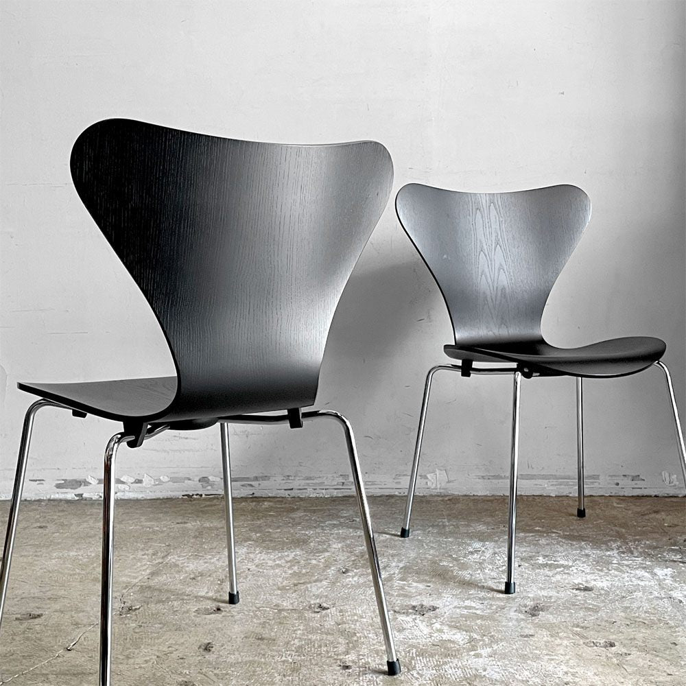 フリッツハンセン Fritz Hansen セブンチェア ダイニングチェア カラードアッシュ ブラック アルネ・ヤコブセン 北欧 デンマーク 定価￥75,680- 美品 A ■