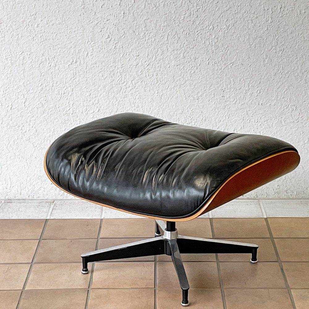 ハーマンミラー Herman Miller イームズラウンジチェア オットマンのみ ブラックレザー ウォールナット C&R イームズ ミッドセンチュリーモダン ◇