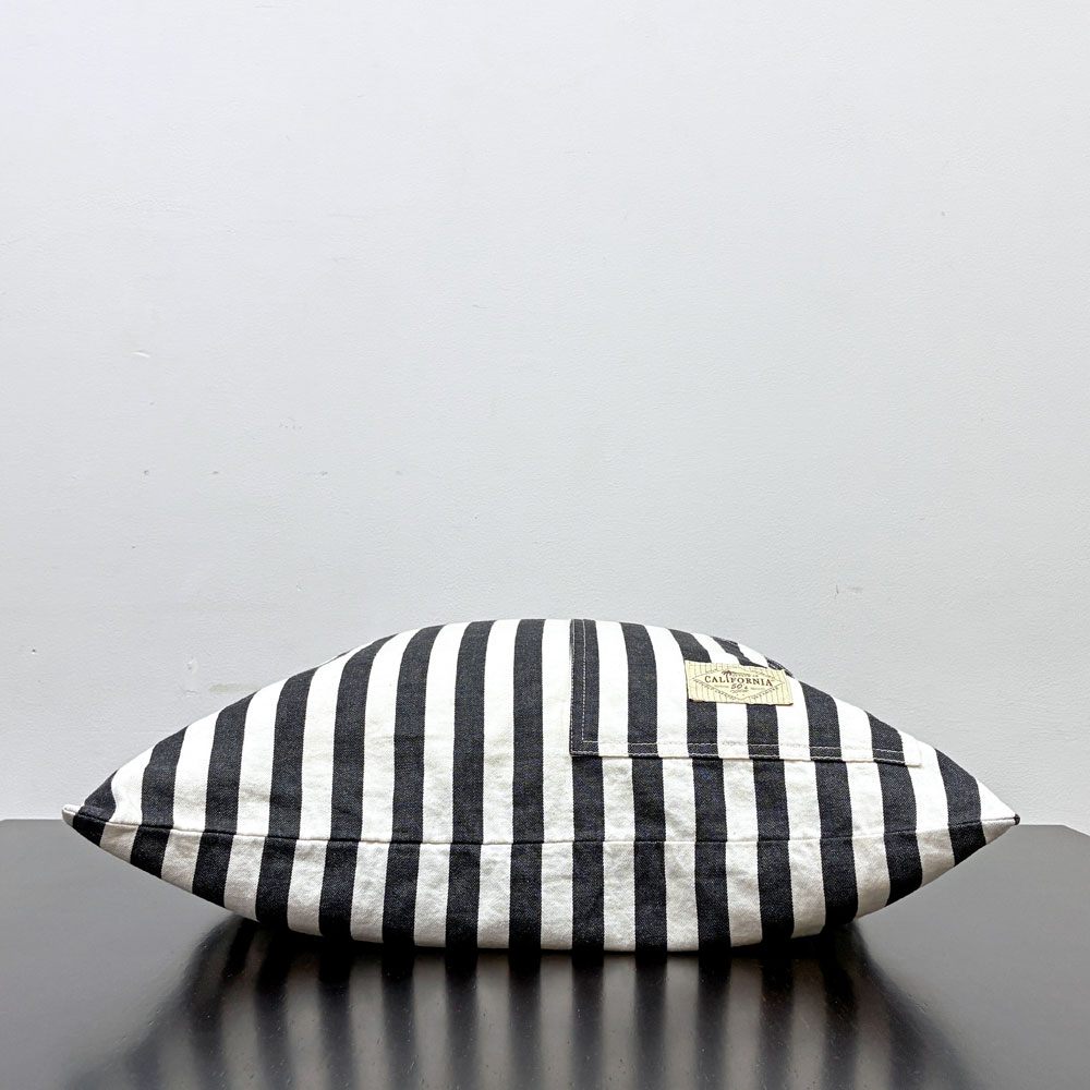 バッシュ BasShu カリフォルニア California 50's クッション デニム×ホワイト ストライプ ポケット付き 45×45cm ●