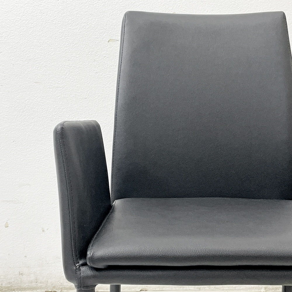 アビタスタイル AbitaStyle アマンダ Amanda アームチェア ダイニングチェア リサイクルレザー モダンデザイン B ●