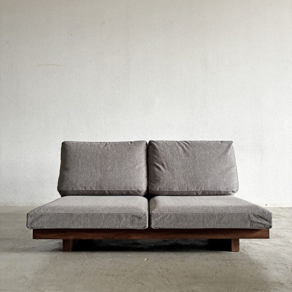 マスターウォール MASTERWAL デニッシュ DANISH SOFA 2シーターソファ 2人掛け W140cm ウォールナット無垢材 ファブリック 新品替えカバー付 合計定価￥484,000- 〓