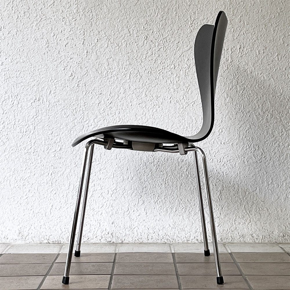 フリッツハンセン Fritz Hansen 3107 セブンチェア ラッカー仕上げ ブラック スタッキング アルネ・ヤコブセン デンマーク 北欧家具 ◇