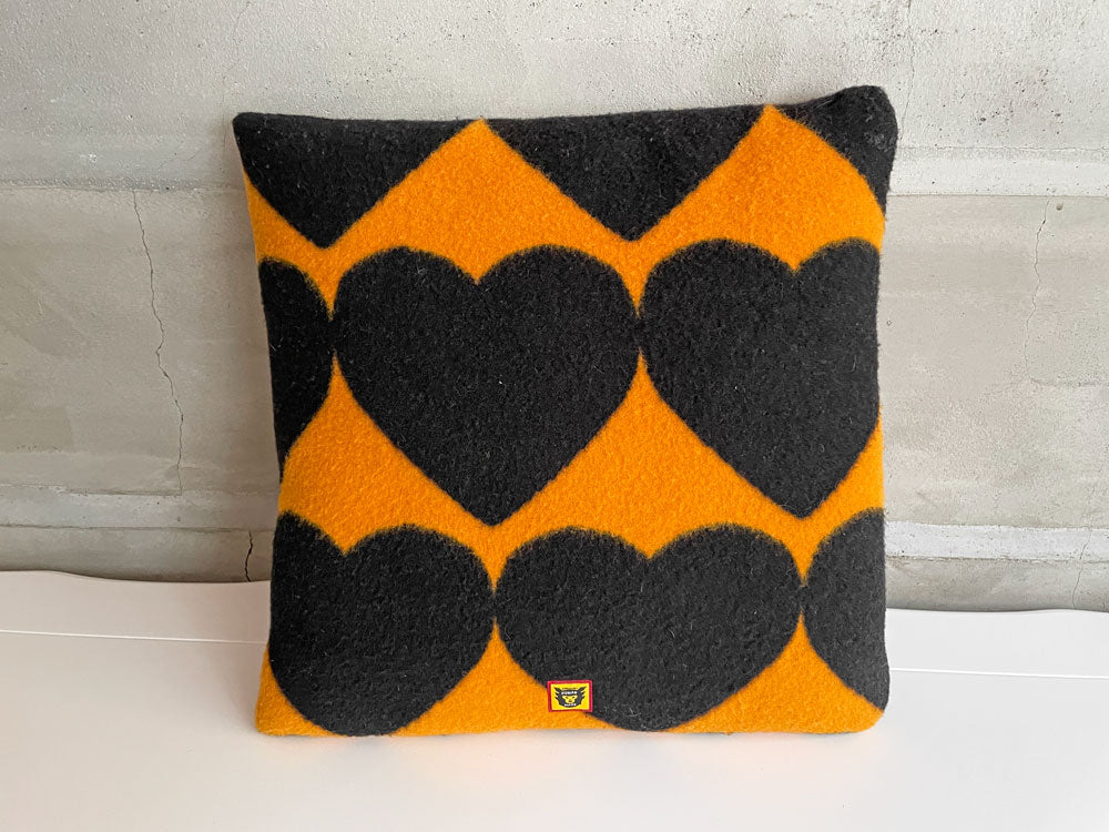 ヒューマンメイド HUMAN MADE ハートチェッククッション HEART CHECK CUSHION オレンジ×ブラック ♪