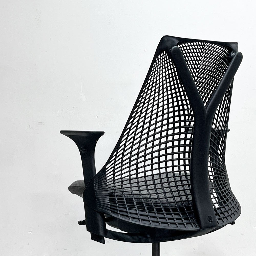 ハーマンミラー HermanMiller セイルチェア SAYL Chair デスクチェア オフィスチェア アジャスタブルアーム ブラック イヴ・ベアール 2021年製 ●