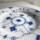 ロイヤルコペンハーゲン ROYAL COPENHAGEN ブルーフルーテッド ハーフレース ディーププレート 25.5cm 深皿 丸皿 陶器 北欧食器 廃番 美品 D ♪