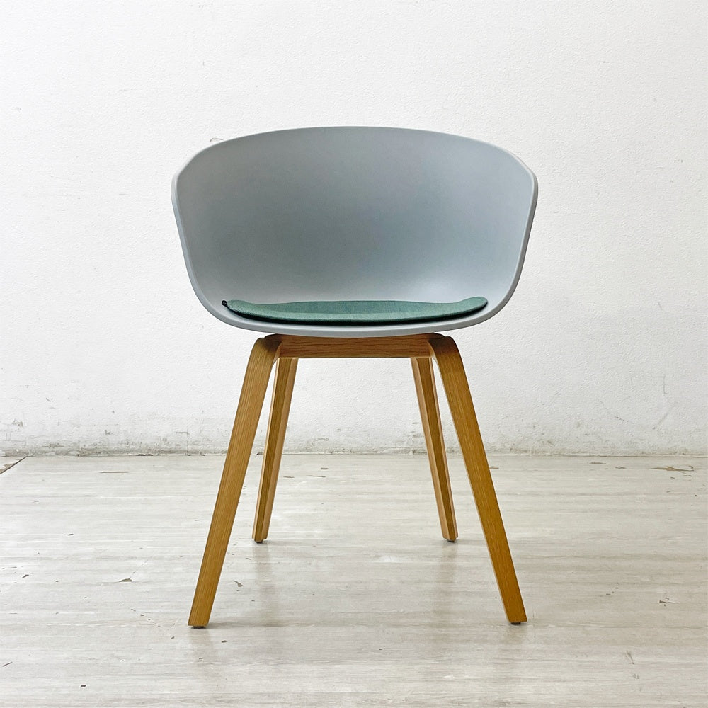 ヘイ HAY アバウト ア チェア ABOUT A CHAIR AAC22 アームチェア ダイニングチェア 専用シートクッション付き 北欧モダン デンマーク ●