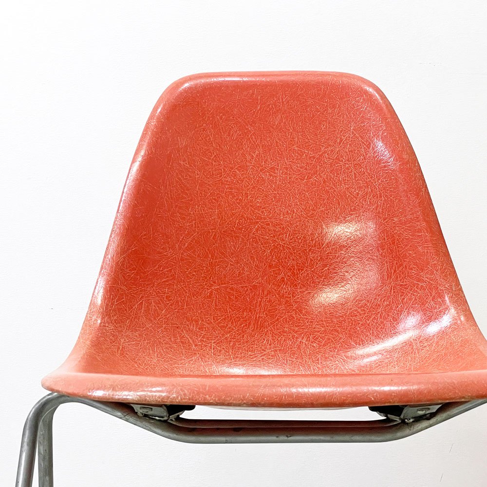 ハーマンミラー Herman Miller サイドシェルチェア セカンド 2nd FRP 初期 オレンジ系 エンボスレス すっぴんモデル スタッキングベース イームズ ビンテージ ●