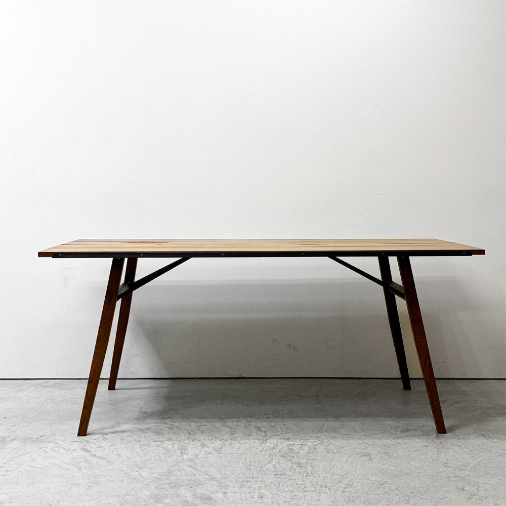 トラックファニチャー TRUCK FURNITURE スットテーブル SUTTO TABLE ダイニングテーブル ナラ無垢材 ナチュラルカラー インダストリアル 参考定価￥268,400- ●