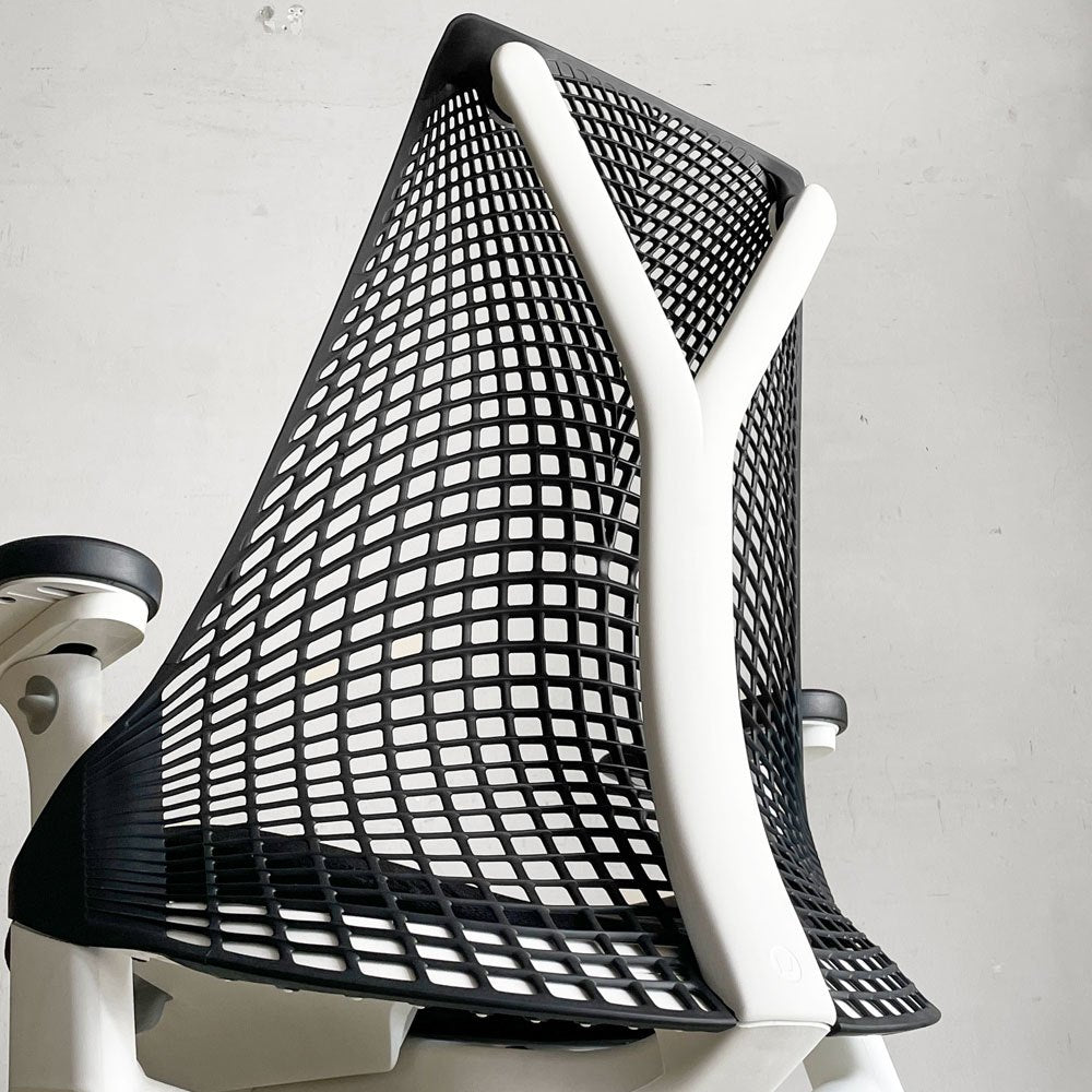 ハーマンミラー HermanMiller セイルチェア SAYL Chair ブラック サスペンションミドルバック アジャスタブルアーム 2023年製 イヴ・ベアール モダンデザイン ■