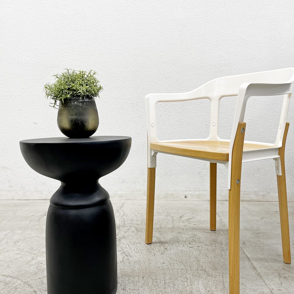 モーダエンカーサ moda en casab トーテム TOTEM table サイドテーブル スツール コンクリート 未使用品 箱付き B 〓