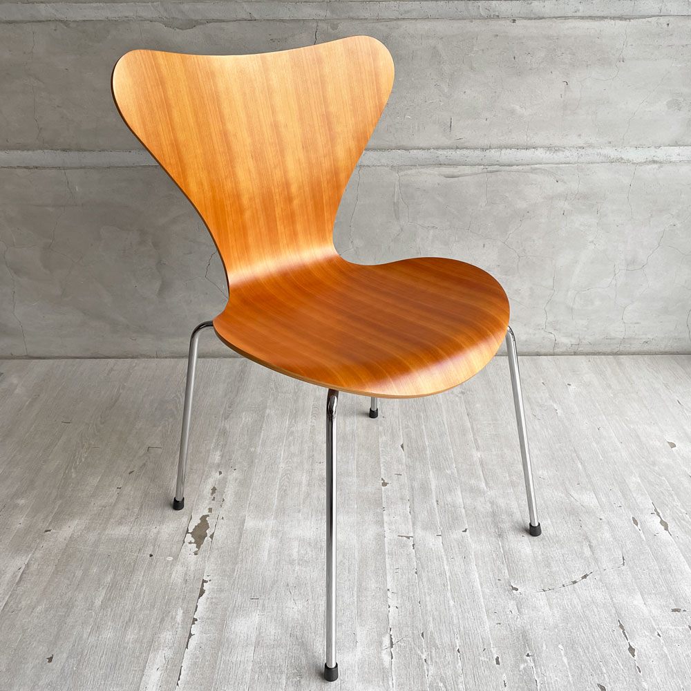 フリッツハンセン Fritz Hansen セブンチェア Seven Chair ダイニングチェア アルネヤコブセン Arne Jacobsen ナチュラルチェリー 北欧家具 A ♪