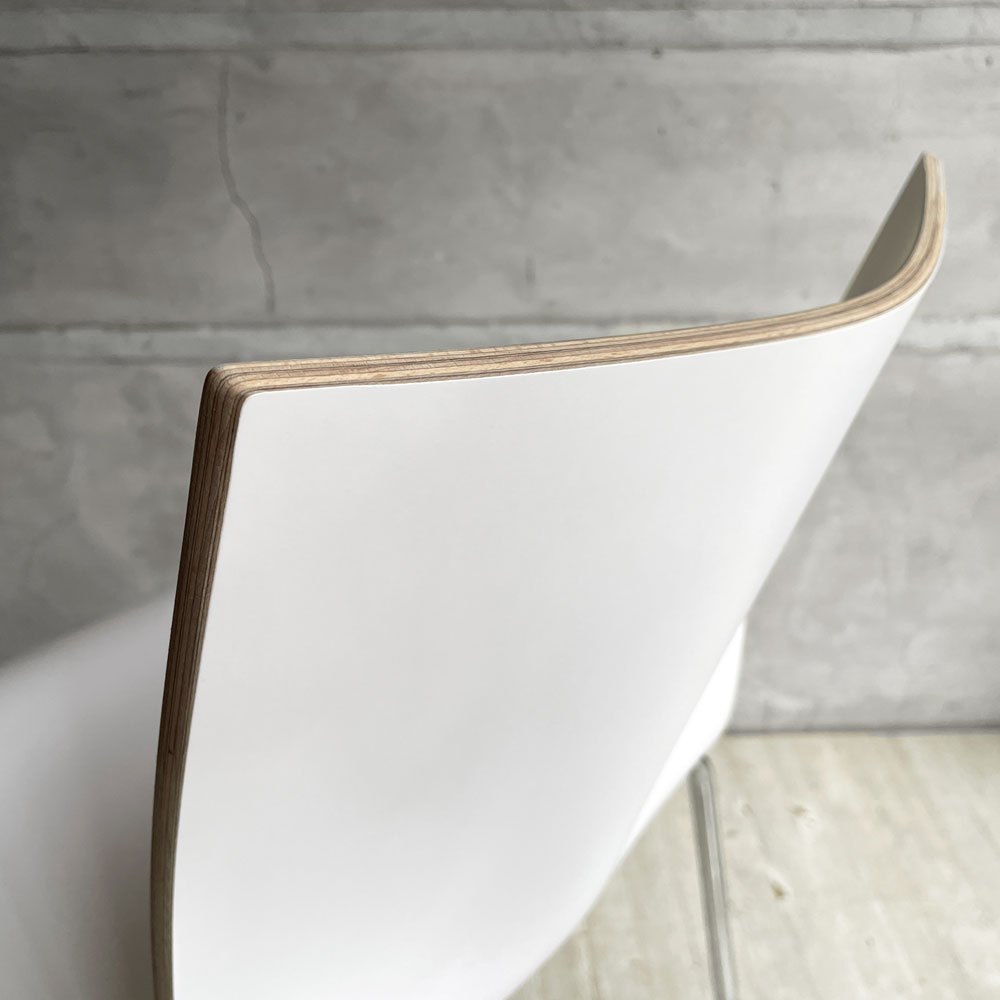 エンゲルブレヒト Engelbrechts チャリックチェア CHAIRIK Chair 101 ダイニングチェア スタッキング 4本脚 ホワイト プライウッド スチール デンマーク 未使用品 定価63,800円 ♪
