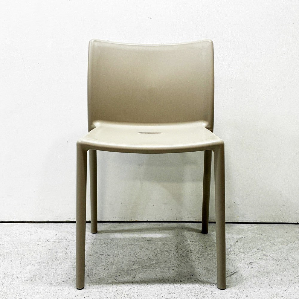 マジス MAGIS エアチェア AIR CHAIR スタッキングチェア ダイニングチェア ベージュ ジャスパー・モリソン 新品未使用品 美品 C ●