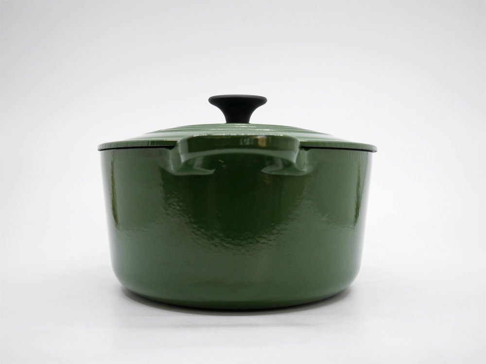 ルクルーゼ LE CREUSET ココットオーバル 両手鍋 モスグリーン 25cm 3.2リットル 廃番色 鋳物 フランス ●