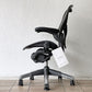 ハーマンミラー Herman Miller アーロンチェア クラシック Bサイズ ポスチャーフィット フル装備 グラファイトベース ヘッドレスト付き ◇