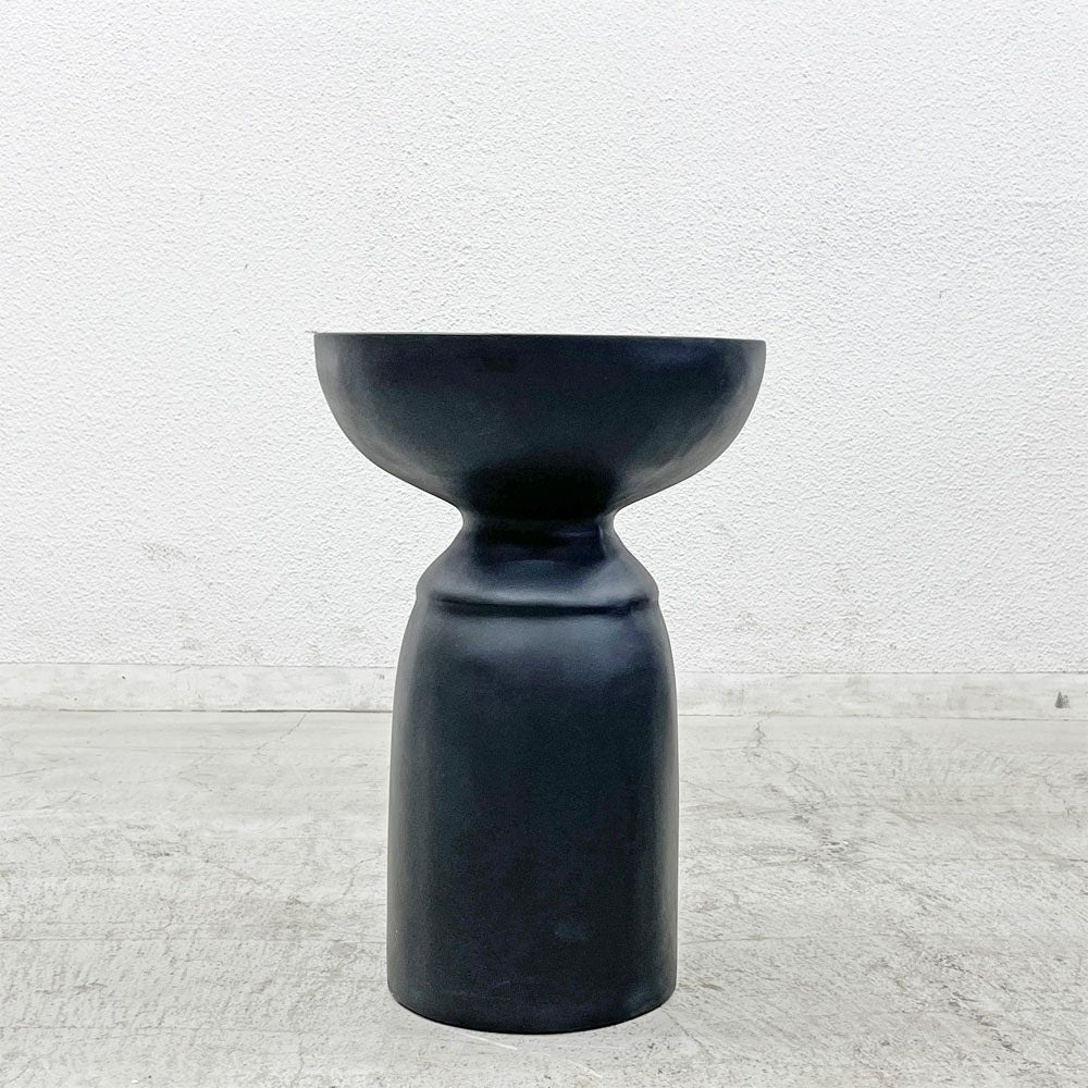 モーダエンカーサ moda en casab トーテム TOTEM table サイドテーブル スツール コンクリート 未使用品 箱付き A 〓