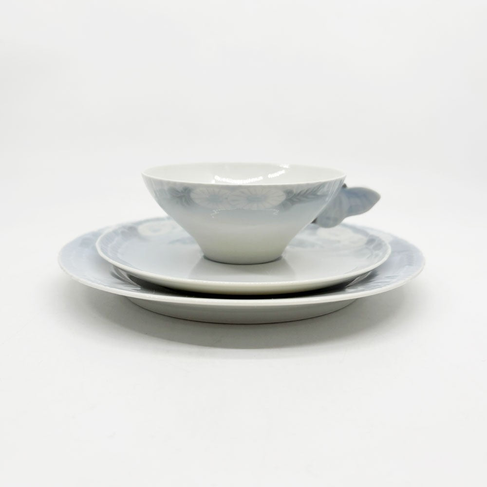 ロイヤルコペンハーゲン ROYAL COPENHAGEN ミッドサマーナイトドリーム デミタスカップ&ソーサー ケーキプレート トリオセット 北欧食器 ●