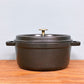 ストウブ STAUB ピコ ココット ラウンド 両手鍋 ブラック 24cm 鋳物 キャセロール ガス オーブン IH対応 フランス ◎