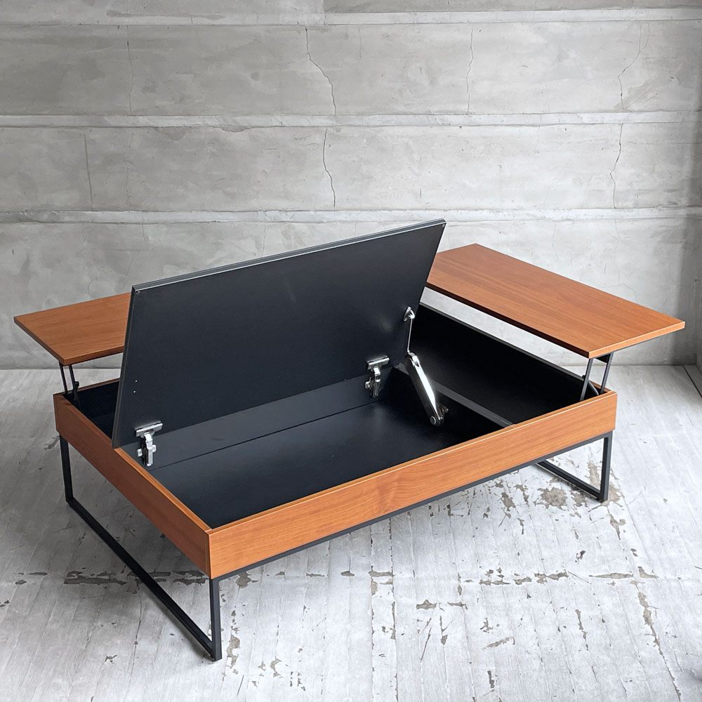 ボーコンセプト BoConcept シヴァ Chiva コーヒーテーブル ガラス×ウォールナット 天板リフトアップ 収納スペース付 オッカ OCCA 北欧モダン デンマーク ♪