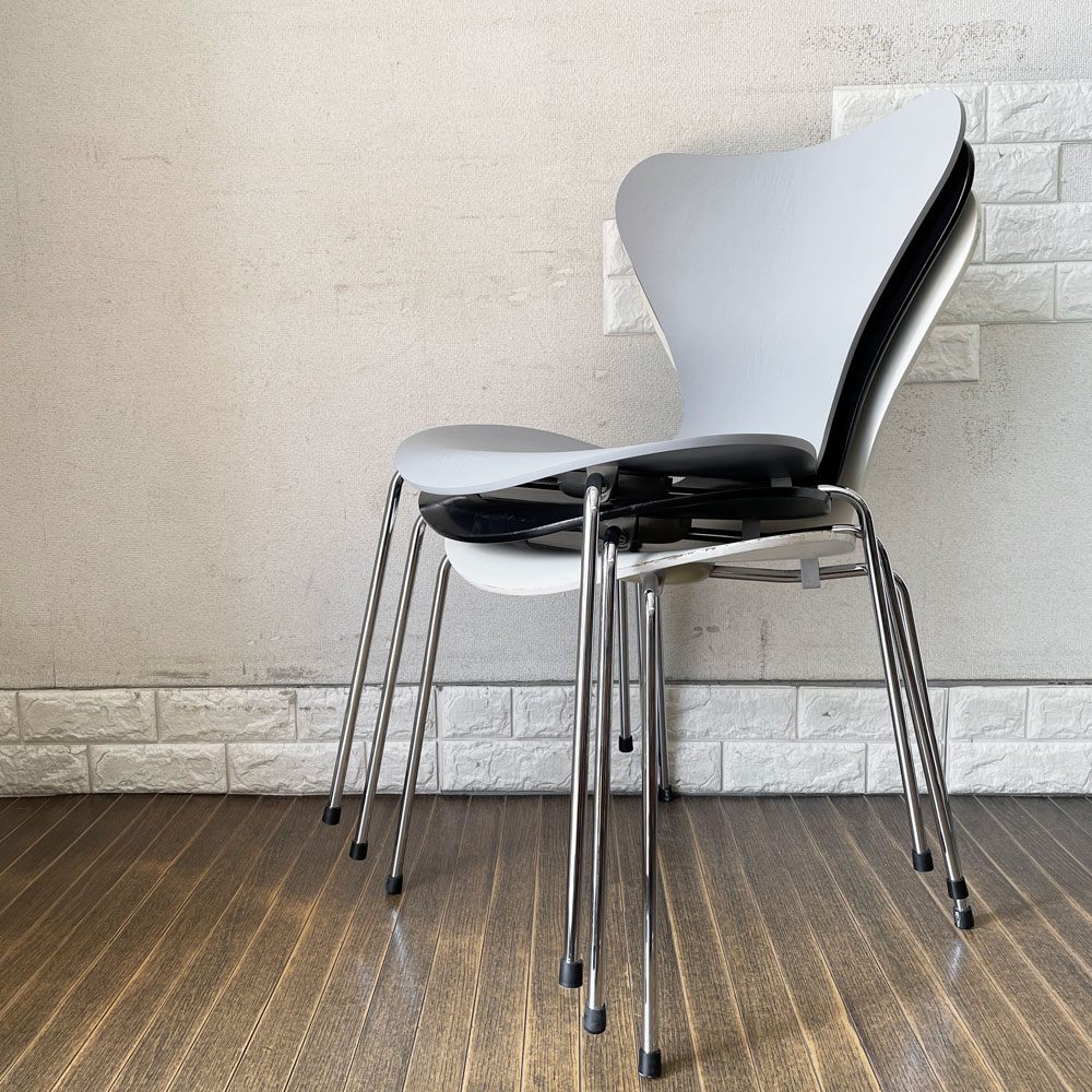 フリッツハンセン Fritz Hansen 3107 セブンチェア カラードアッシュ ナイングレー アルネ・ヤコブセン Arne Jacobsen デンマーク 北欧家具 定価￥78,980- ◎