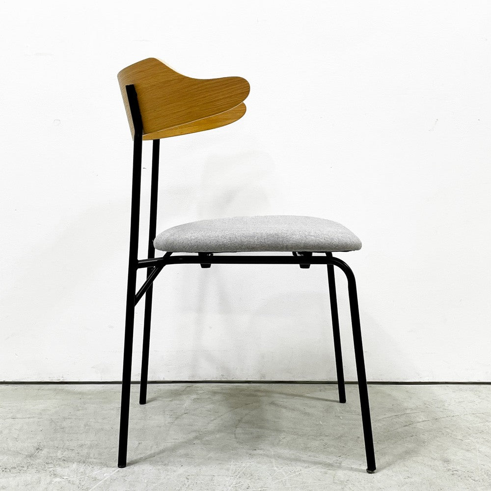 ノーウェアライクホーム NOWHERE LIKE HOME カペルⅢ ダイニングチェア 布座 グレー ブラックスチール 成型合板 関家具 展示品 美品 A ●