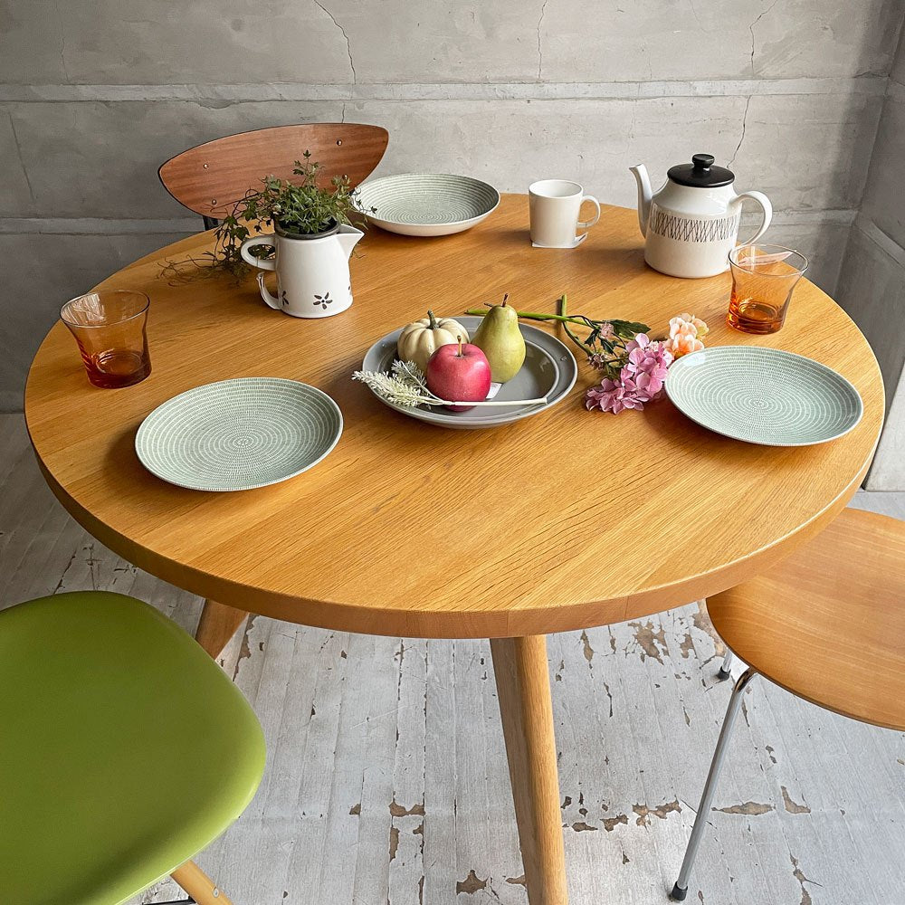 ヴィトラ vitra ゲリドン Gueridon ダイニングテーブル ラウンド ナチュラルオーク 無垢材 Φ105cm ジャン・プルーヴェ 定価￥399,300- ♪