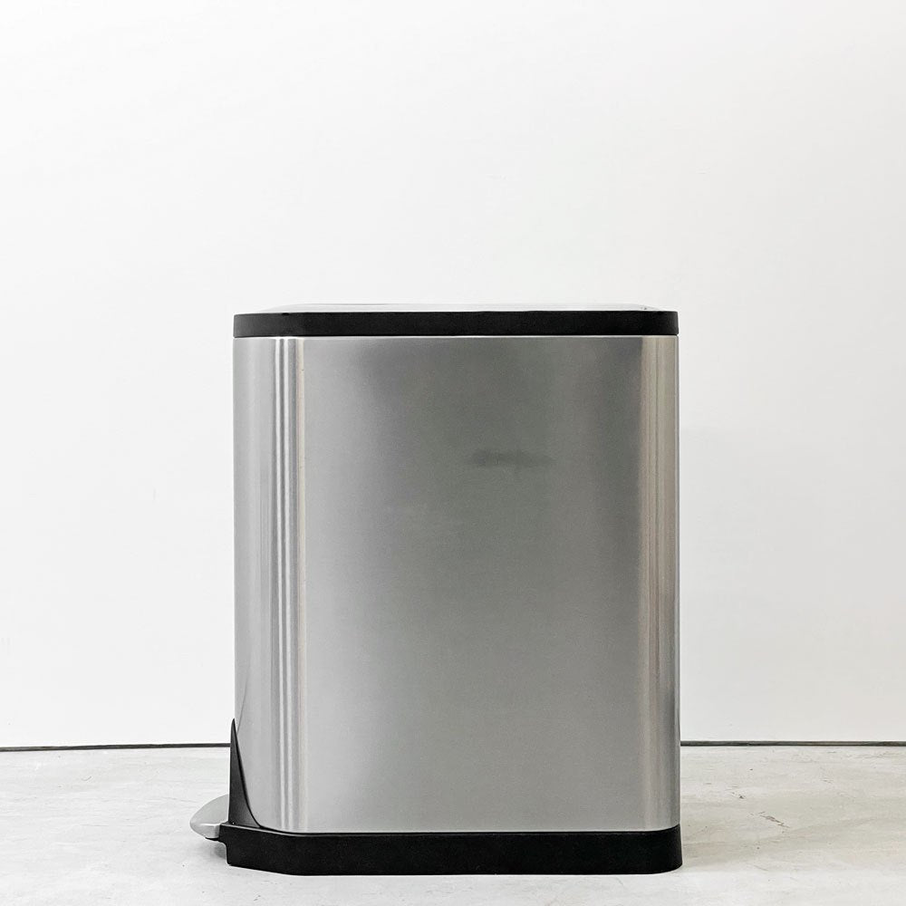 シンプルヒューマン Simple Human バタフライステップカン 30L ダストボックス ゴミ箱 ステンレス シルバー ●