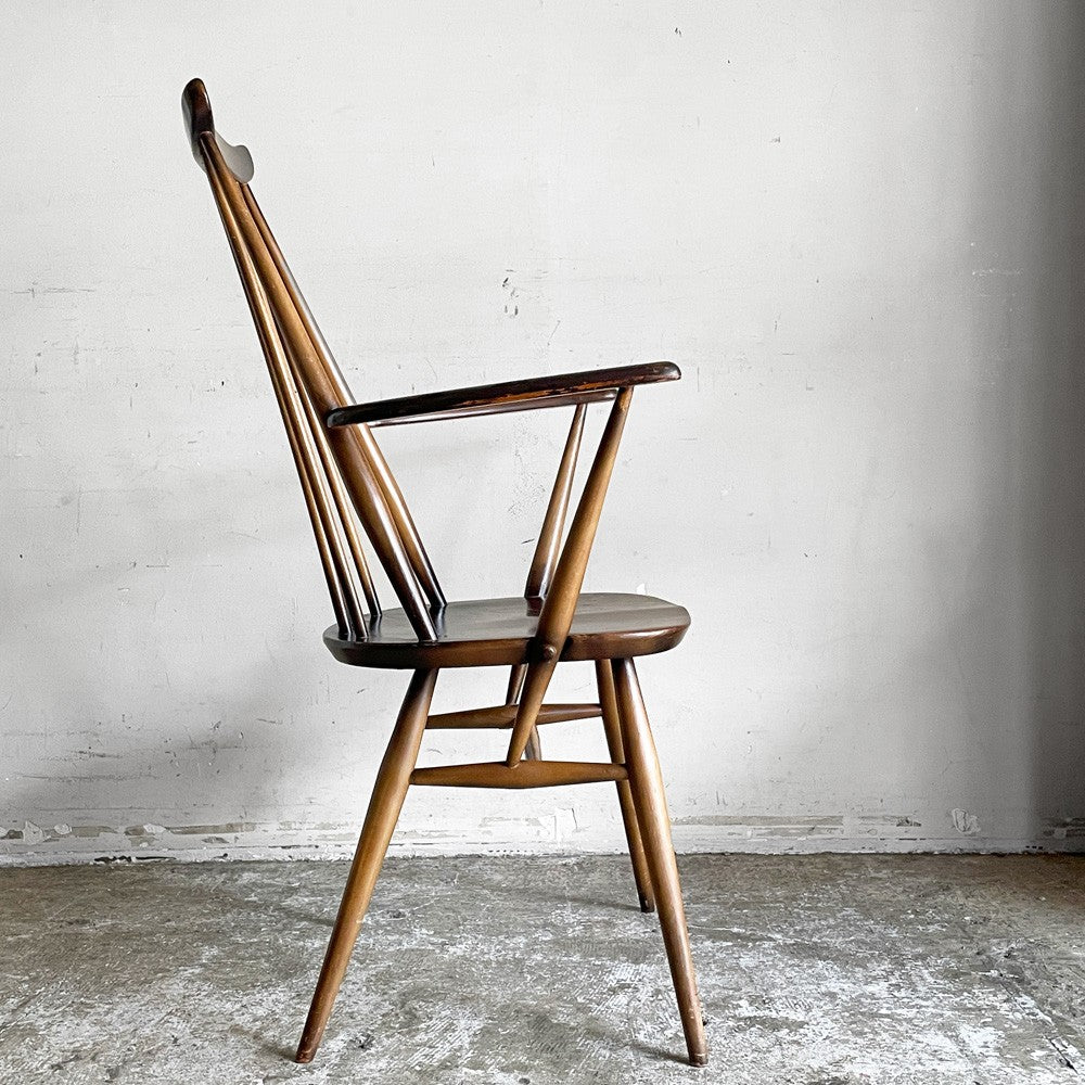 アーコール Ercol ゴールドスミス ダイニングチェア アームチェア コロニアル ハイバック エルム材 ダークブラウン UKビンテージ 英国 ■