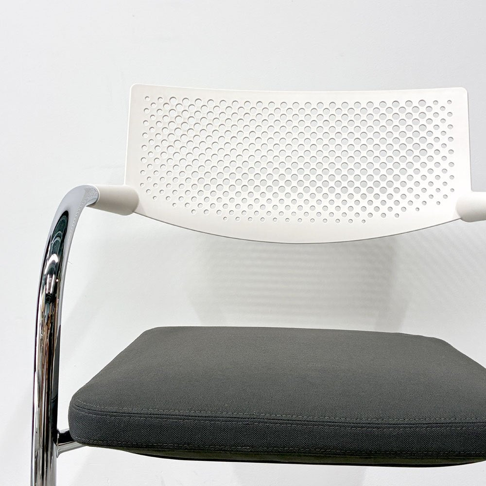 ヴィトラ vitra ビザビ2 Visavis2 アームチェア デスクチェア ホワイト/グレー系 カンティレバー スタッキング可能 アントニオ・チッテリオ A ◎