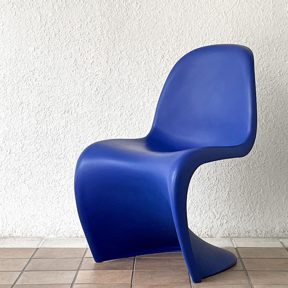 ヴィトラ vitra パントンチェア ダイニングチェア スタッキング ブルー ヴェルナー・パントン ミッドセンチュリー 定価58,300円 B ◇