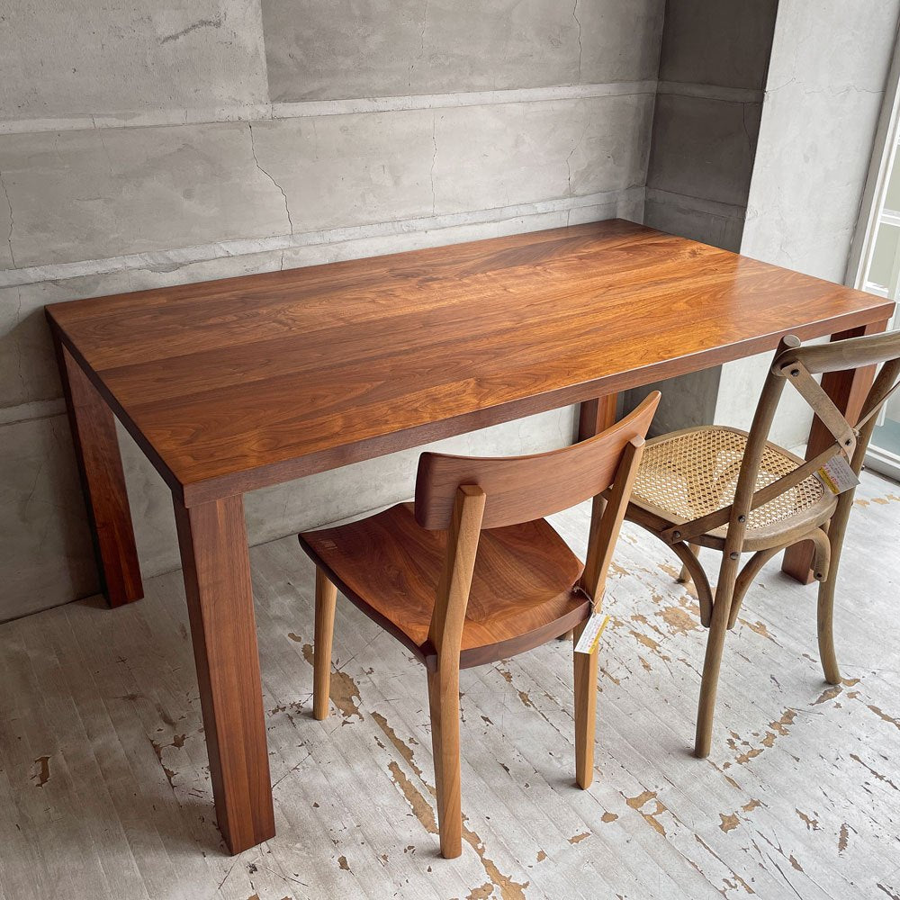 シラカワ家具 SHIRAKAWA ウォールナット無垢材 ダイニングテーブル 角脚 W160cm 飛騨家具 ♪