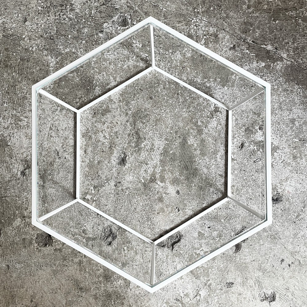 カッシーナイクスシー Cassina ixc. ヘキサゴン トリス HEXAGON TRIS 691 サイドテーブル ハイ デサルト ホワイト×クリアガラス DESALTO ホワイト×クリアガラス 吉岡徳仁 受注輸入品 定価￥308,000- ■