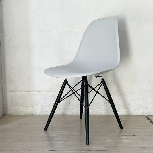 ハーマンミラー HermanMiller サイドシェルチェア ドゥエルレッグ DSW アルパイン × エボニー ブラック ポリプロピレン イームズ ミッドセンチュリー ★