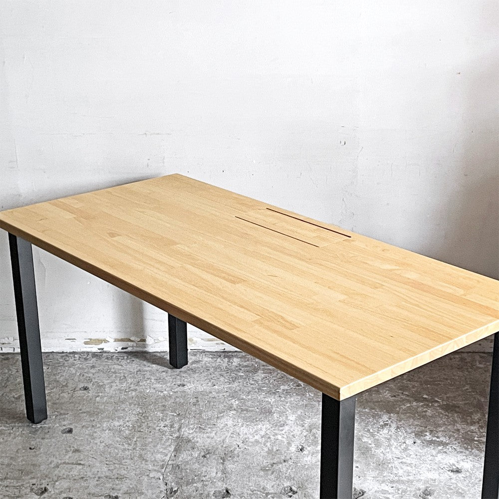 かなでもの KANADEMONO ザ・テーブル THE TABLE デスク ラバーウッド無垢材 W150xD70cm スチール スクエアバーレッグ シンプルトレイ付き ブラック A ■