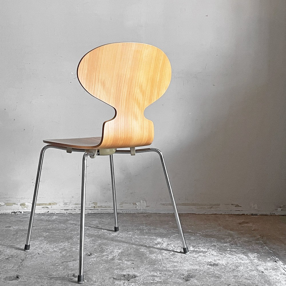 フリッツハンセン Fritz Hansen 3101 アリンコチェア アントチェア 4本脚 ナチュラルビーチ ラッカー仕上げ フェルトグライズ アルネ・ヤコブセン A ■